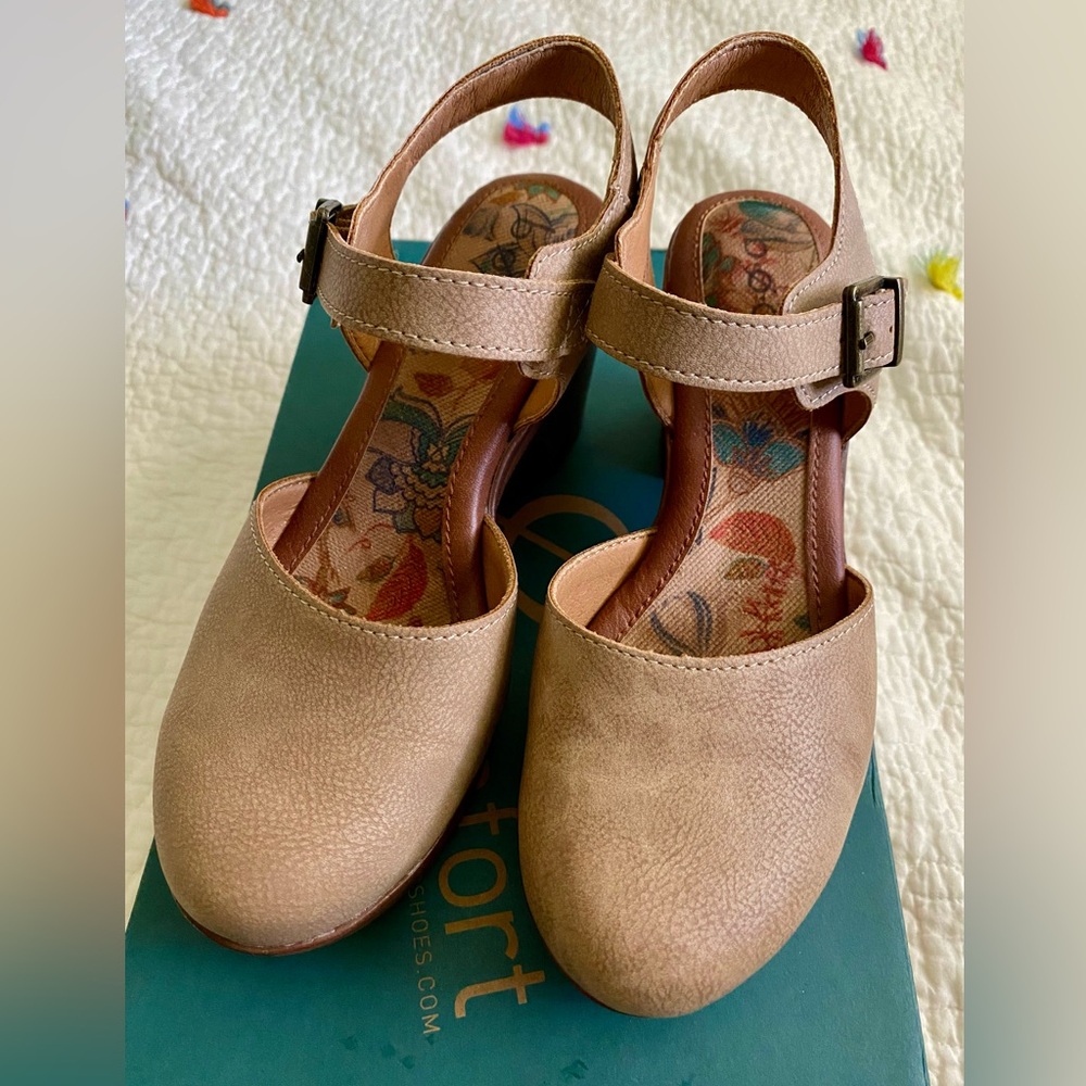 BOC Natasha Mary Jane Retro Clogs